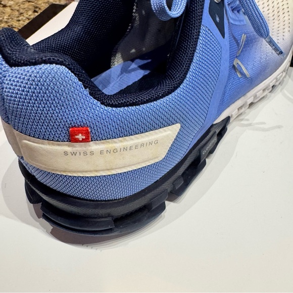 On Women’s Cloudflow, Blue/White Running Shoe - Picture 4 of 7